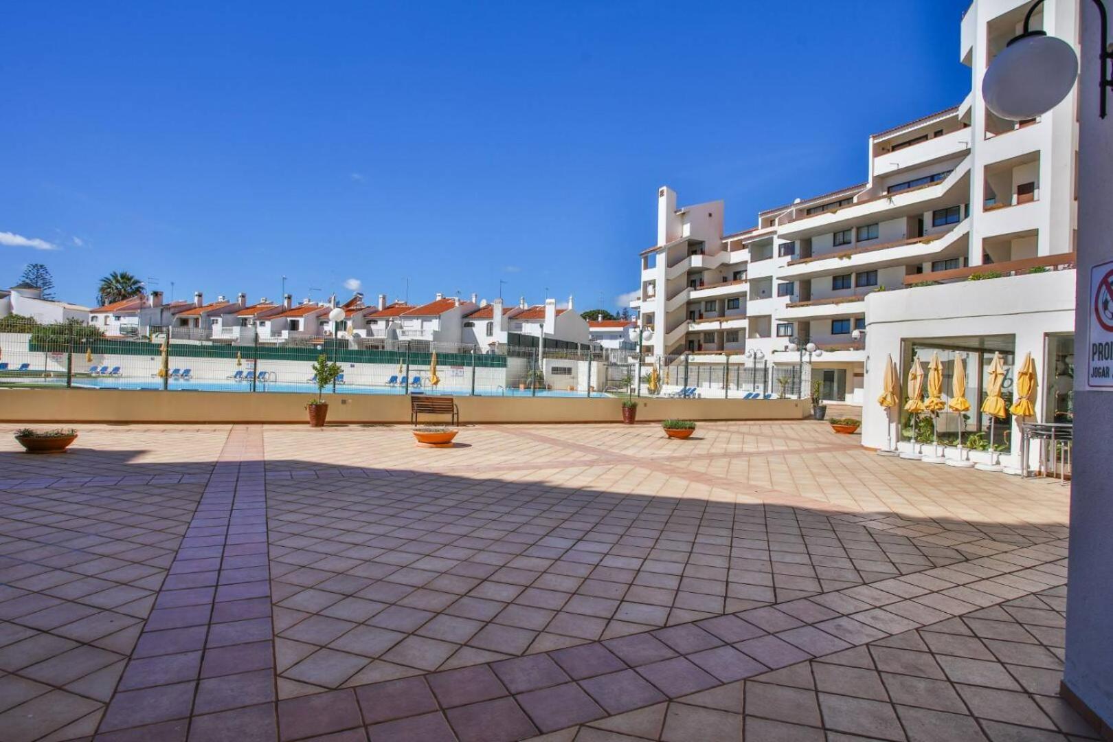 Luxe Condo With Pool, Airco And Seaview Balcony - Go4Portugal - Albufeira Kültér fotó